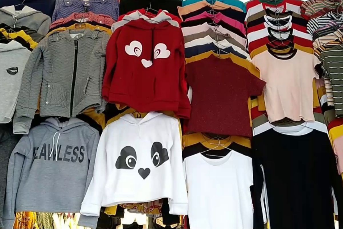Braving the Chill: Top 7 Markets in Delhi to Buy Winter Wear