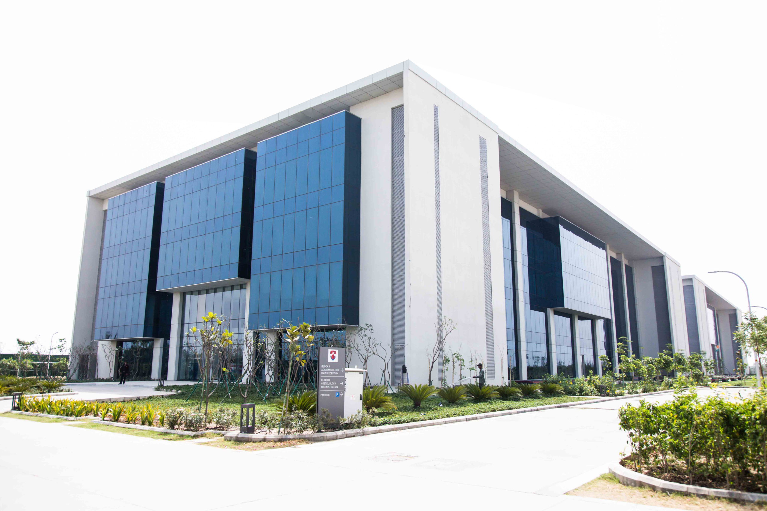 Online MBA from Bennet University: 9 Powerful Reasons to Apply via Educollge in 2026